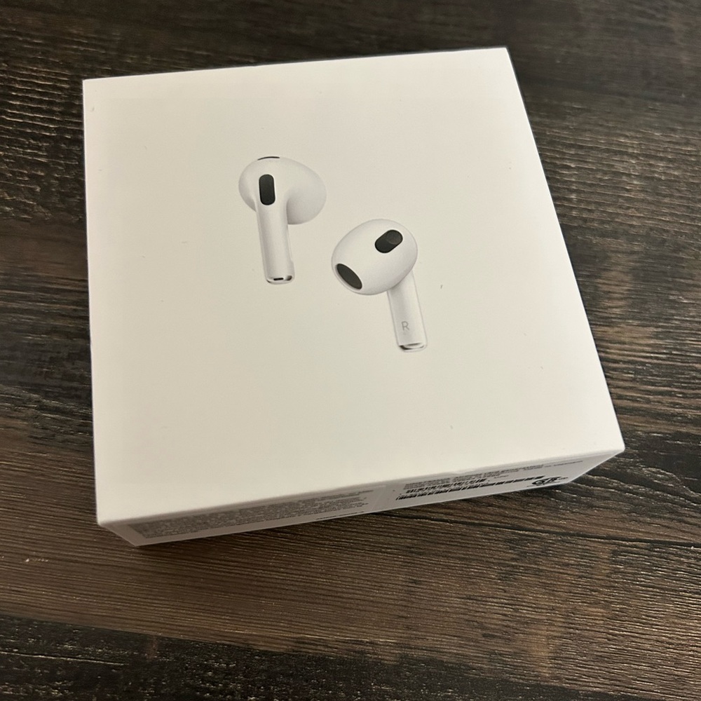 Apple AirPods 3 brand new box never opened